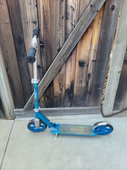 Razor scooter