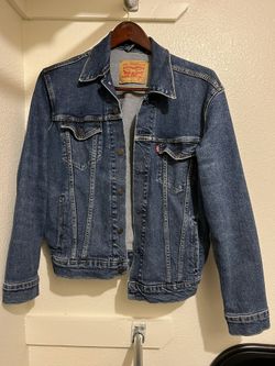 Levi’s Stonewash Trucker Jacket – Men’s Medium