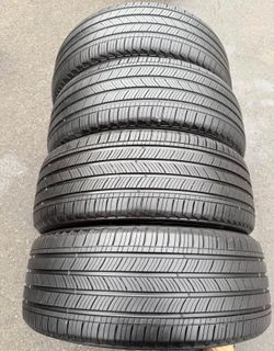 235/55/19 marca Michelin precio 160
