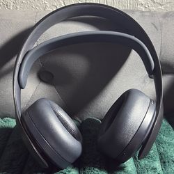 PlayStation Pulse 3D Wireless Headset 