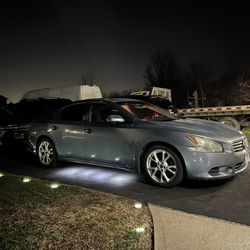 2012 Nissan Maxima Sport