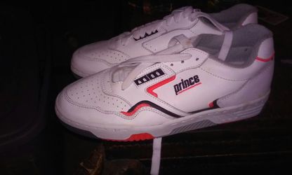 Prince vintage tennis shoes 10 1/2