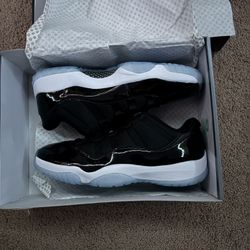 Jordan 11 Low Space Jam Size 13