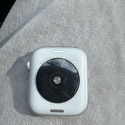 Used Apple Watch SE
