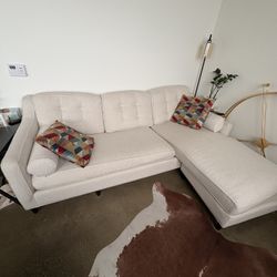 Sleeper Sofa/Sectional/Couch