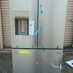 New Scratch And Dent French Door Refrigerator Frigidaire 