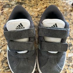 Adidas Toddler Girl Sneaker  