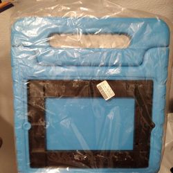 New In Plastic iPad 4/5 Generation Case