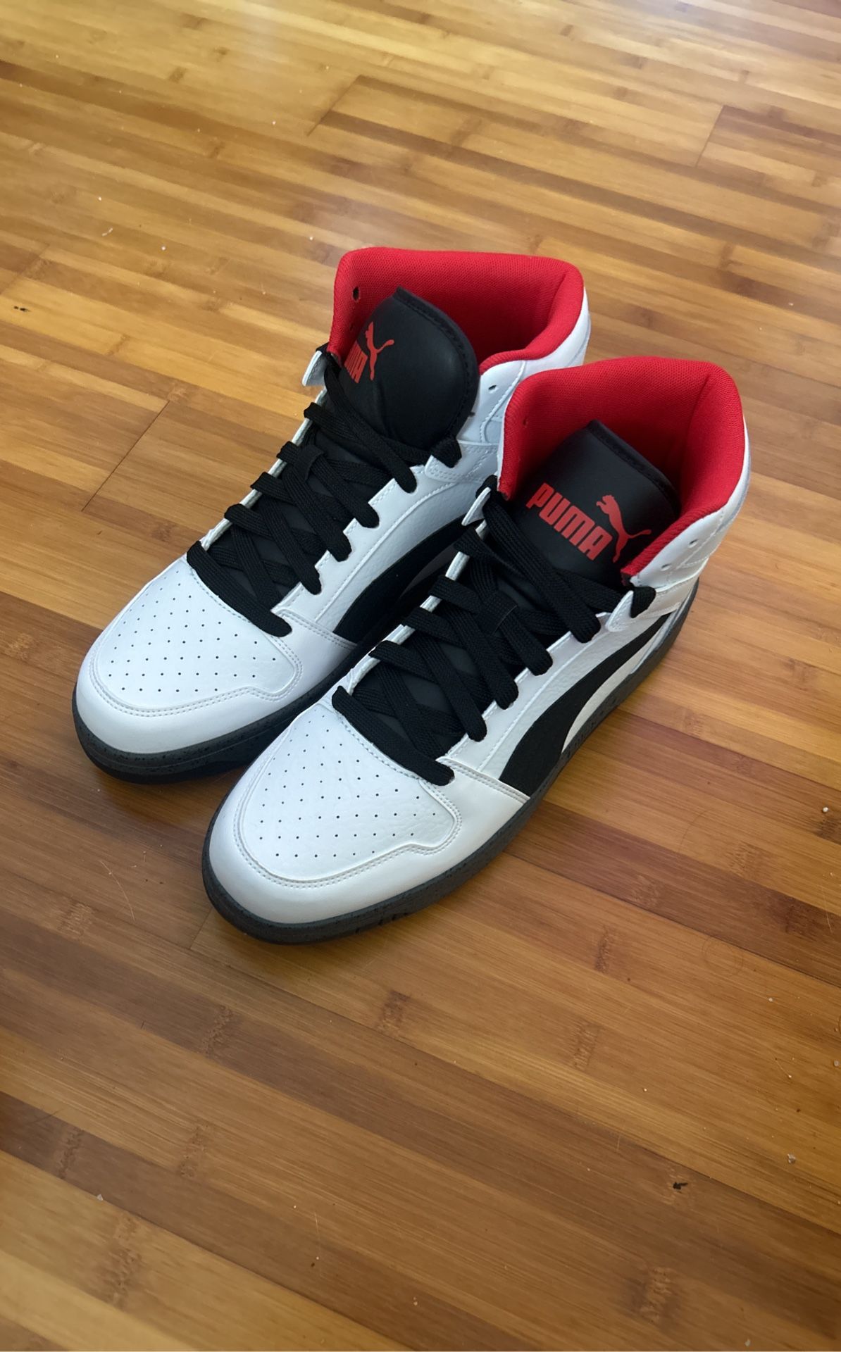 Puma Sneakers Never Worn Size 10.5