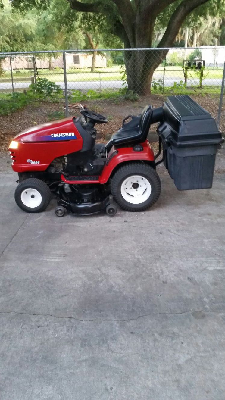 Craftsman GT 5000 Lawn Tractor