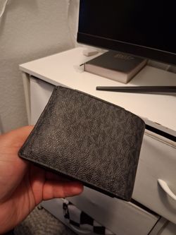 Men's Michael Kors Wallet