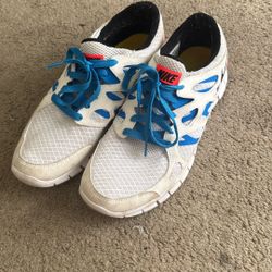 Men’s Running Shoes 