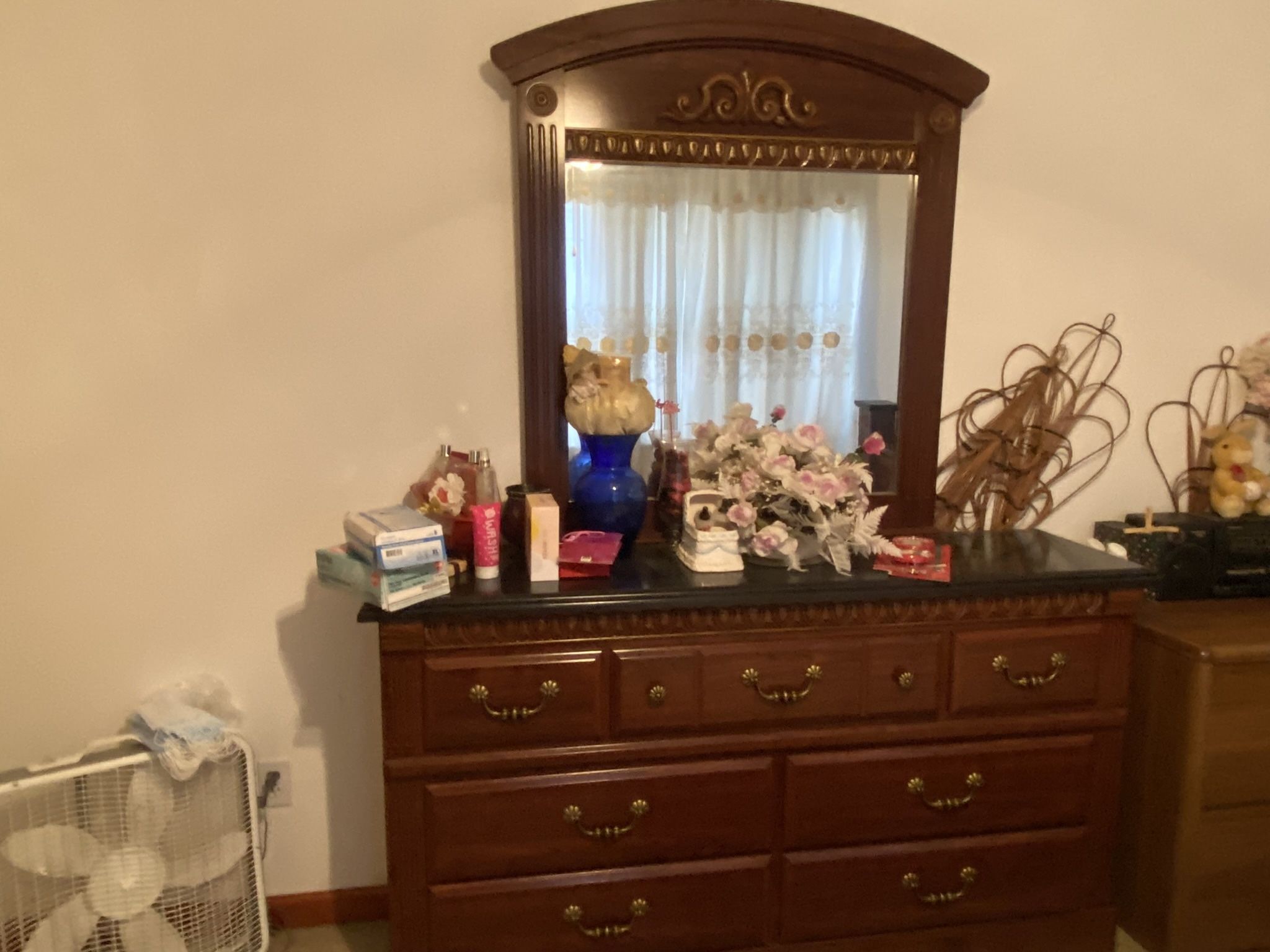 cherry wood queen size bedroom set 