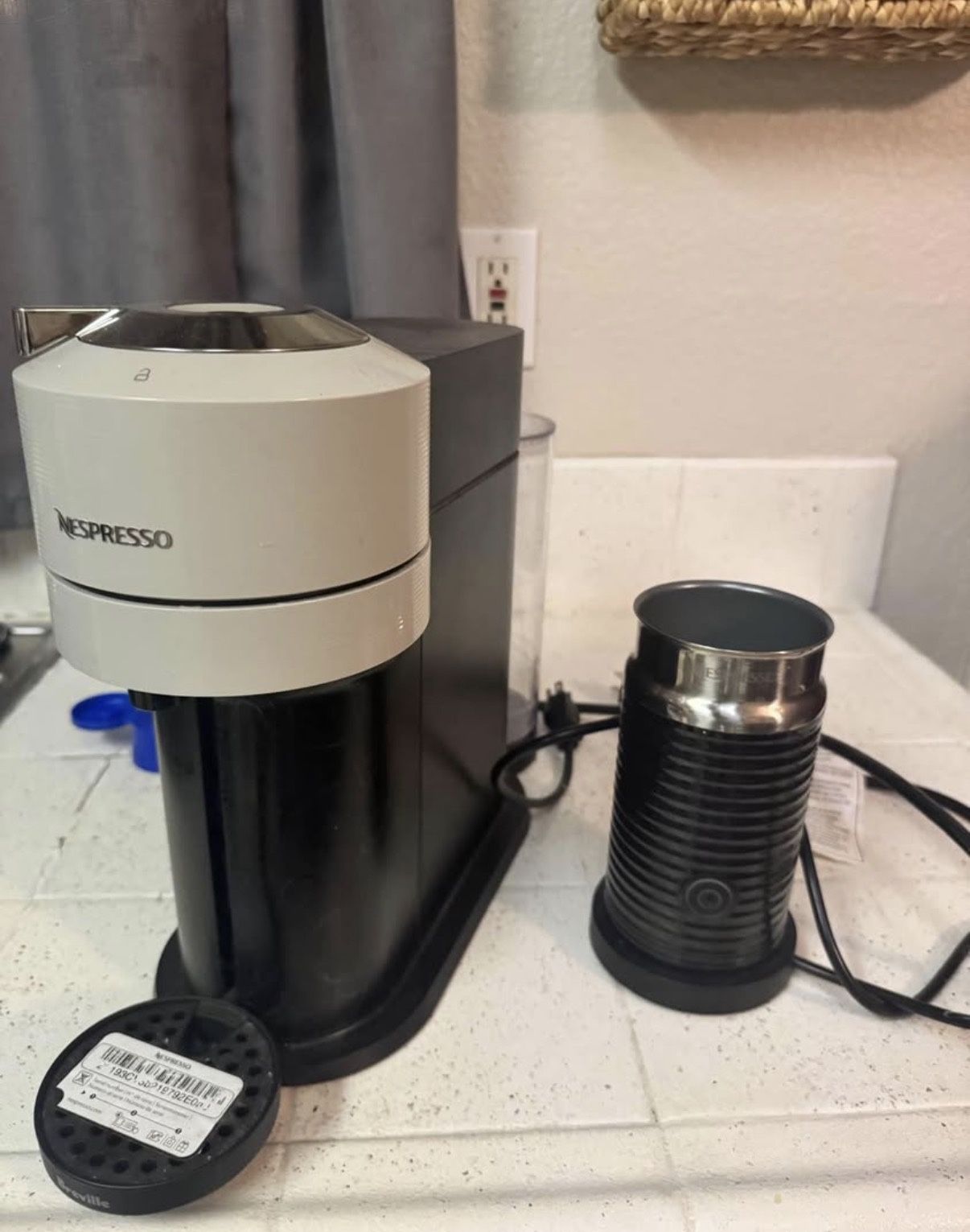 Nespresso Vertuo Next Espresso Roast Coffee Maker and Espresso Machine Bundle