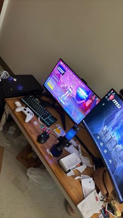 CORSAIR PC i7 4060 Ti 1TB storage (ONLY) GREAT CONDITION-MAKE OFFERS