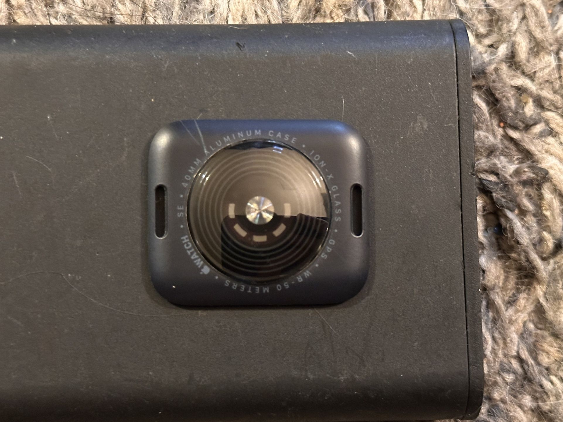 Apple Watch SE 40mm Back Glass Replacement
