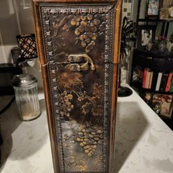 Beautiiful Antiquish Bottle Holder