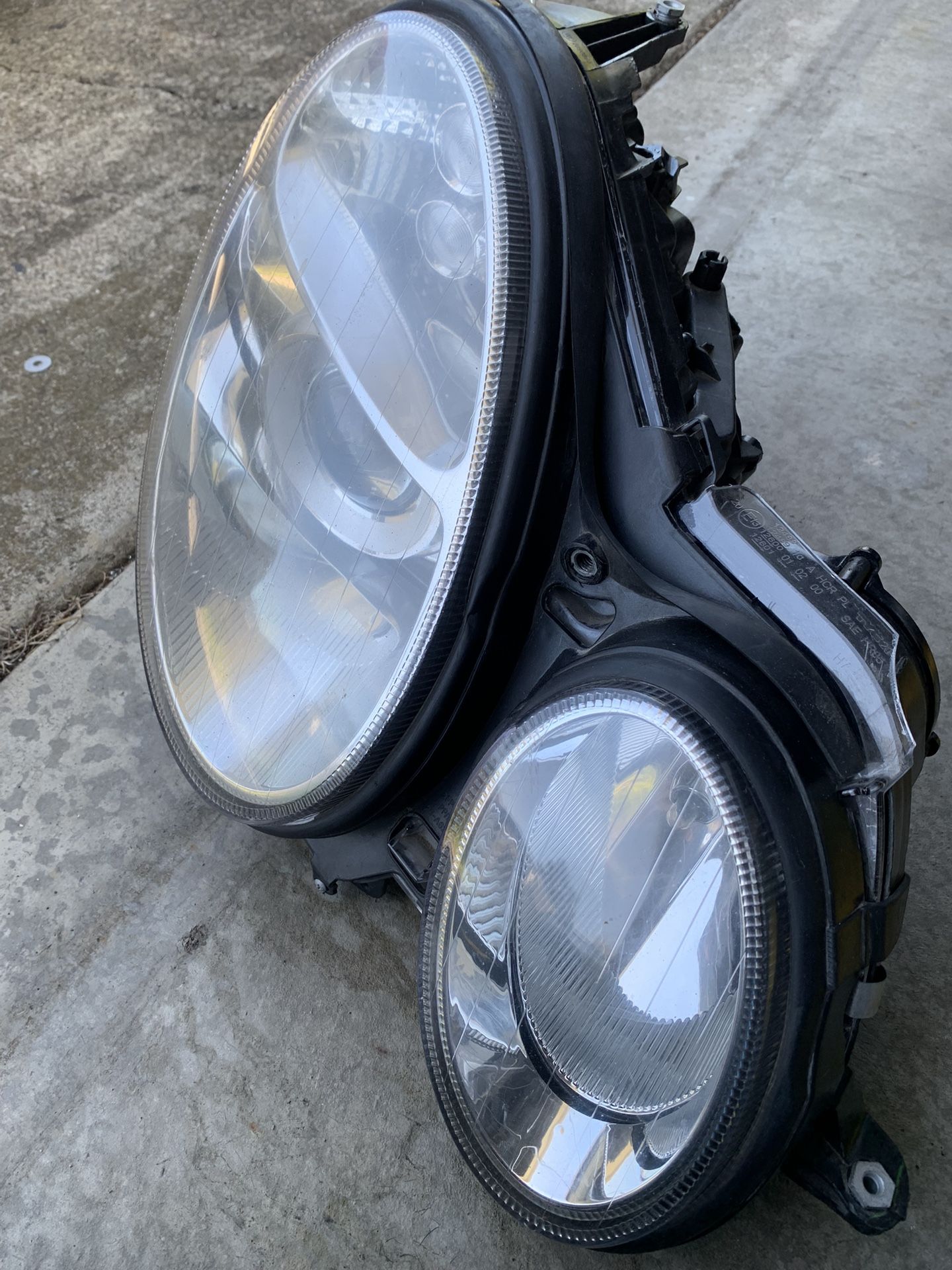 Mercedes W211 E Class Headlights