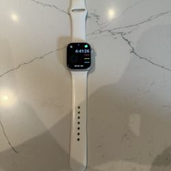 Apple Watch Series 8