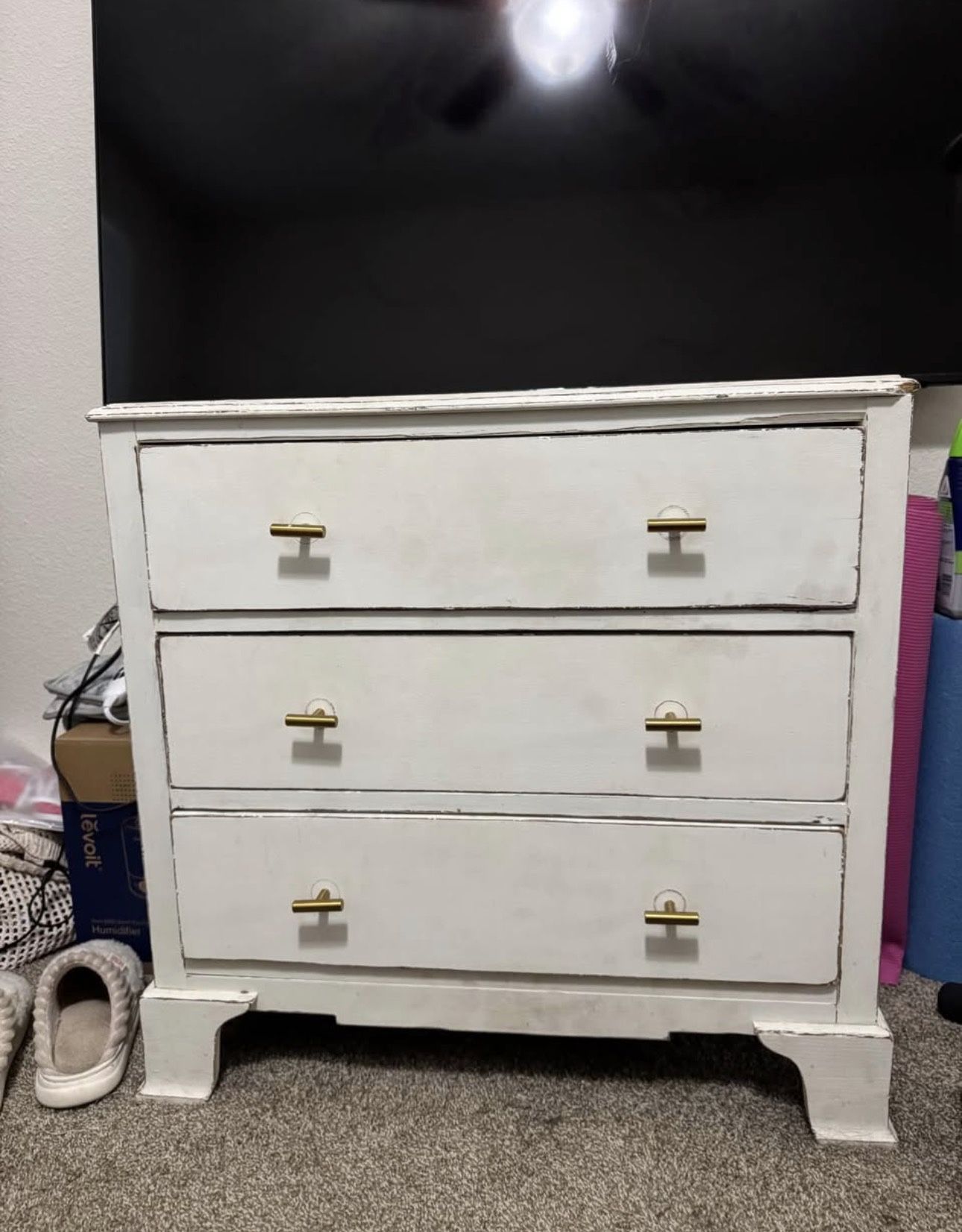 White Dresser