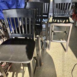 Bar Height Chairs/Stools
