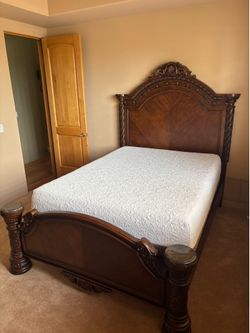 Queen headboard and footboard included mattress