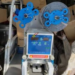 beverage sealing machine