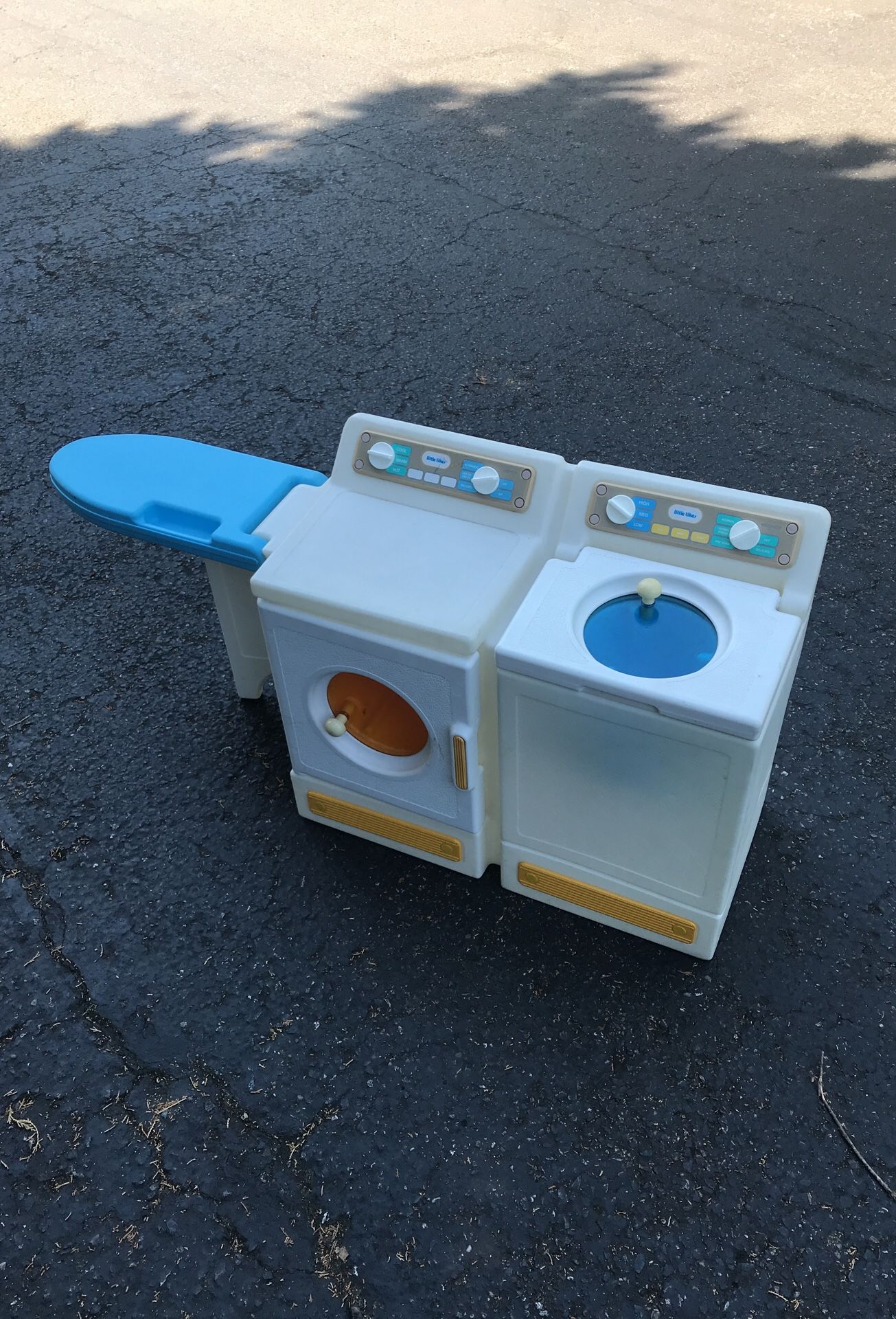 Vintage 1980s little tikes washer dryer toy