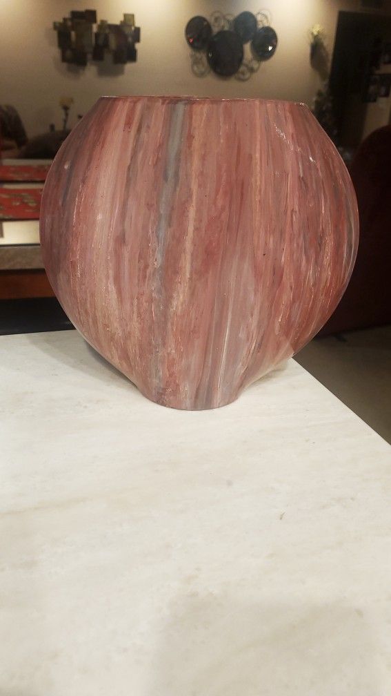 Acrylic Pour Vase 8x9 In Tall