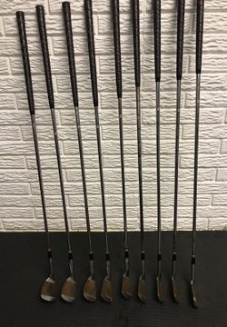 1957 Vintage MacGregor MT Tourney golf clubs