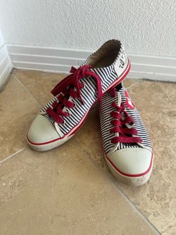 Harajuka Lovers stripe sneaker size 8