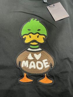 lv made duck t shirt black