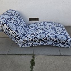 Chaise Lounge Chair