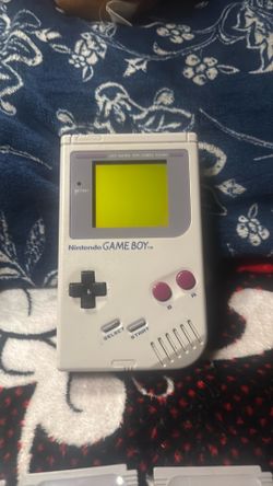Gameboy + 3 games bundle