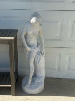 Big Sculpture in White Carrara Marble, Napoleon III Period ITALIAN CARVED