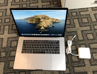 MacBook Pro 15” Touch Bar (mid 2018) 2.6GHz i7 512GB SSD