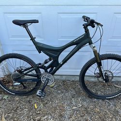 Specialized Mountain Bike 