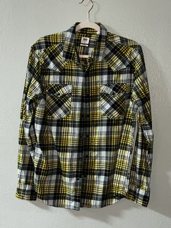 Levi’s Classic Standard Fit Western Long Sleeve Plaid Shirt - Medium