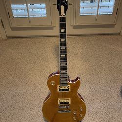 New-Beautiful Golden Voltaxis Les Paul copy with hardshell case