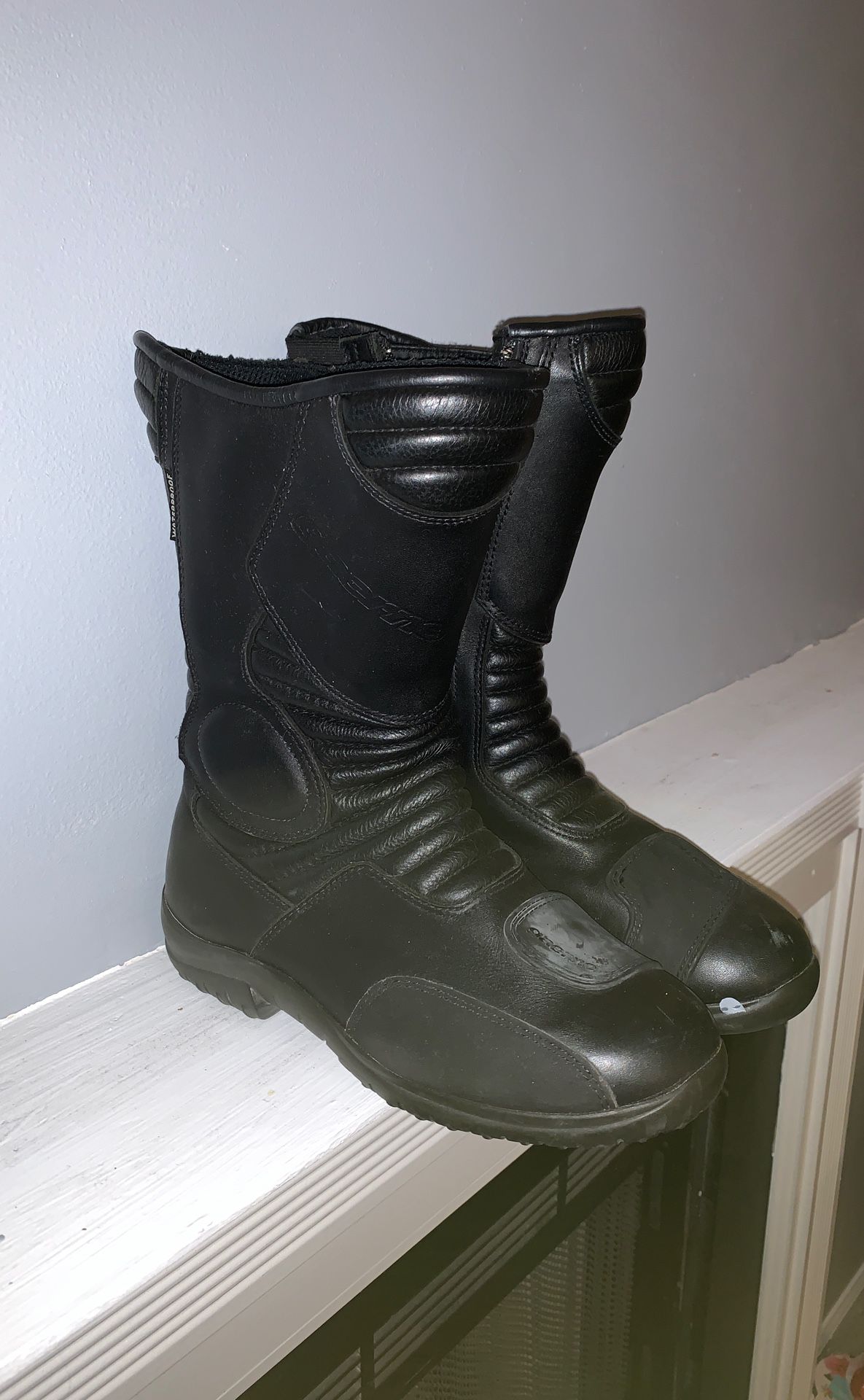 Gaerne Black Rose motorcycle boots size 8