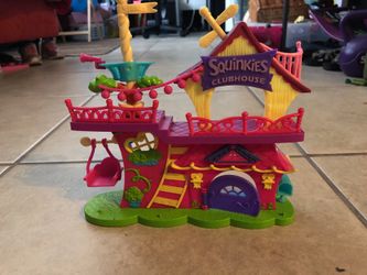 Squeakys Club House
