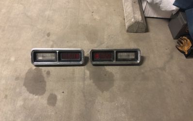 Original GM 1968 Camaro Rear Tail Light Housings