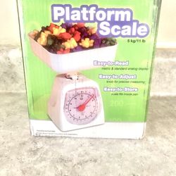 Hand2Mind Platform Scale - Educational Learning Tool - 11lb/5kg Capacity