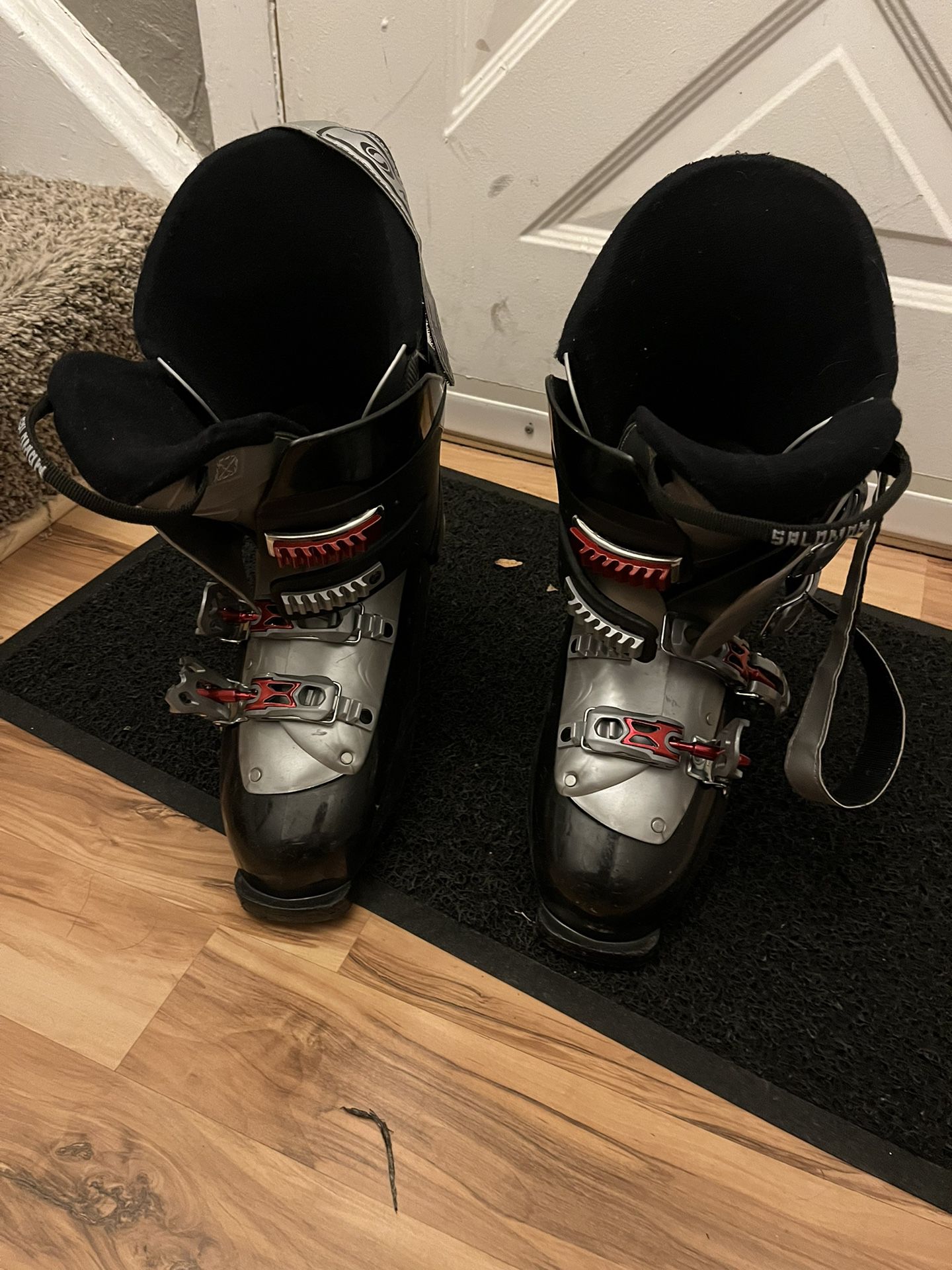 Ski Boots- Size 28.5 