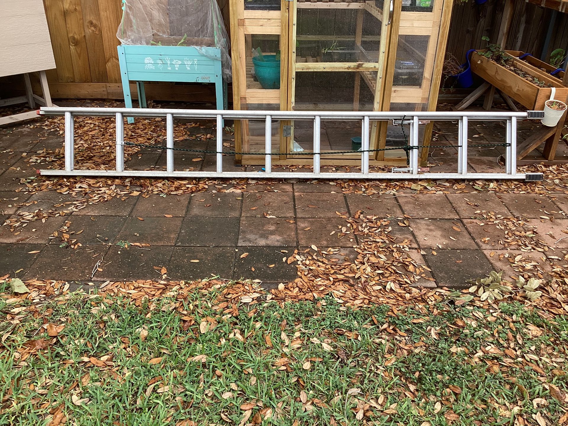 Warner aluminum 20 foot extension ladder