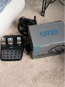 Logitech G920 Driving Force Racing Wheel and Floor Pedals, Real Force Feedback, Stainless Steel Paddle Shifters, Leather Steering Wheel Cover for Xbox