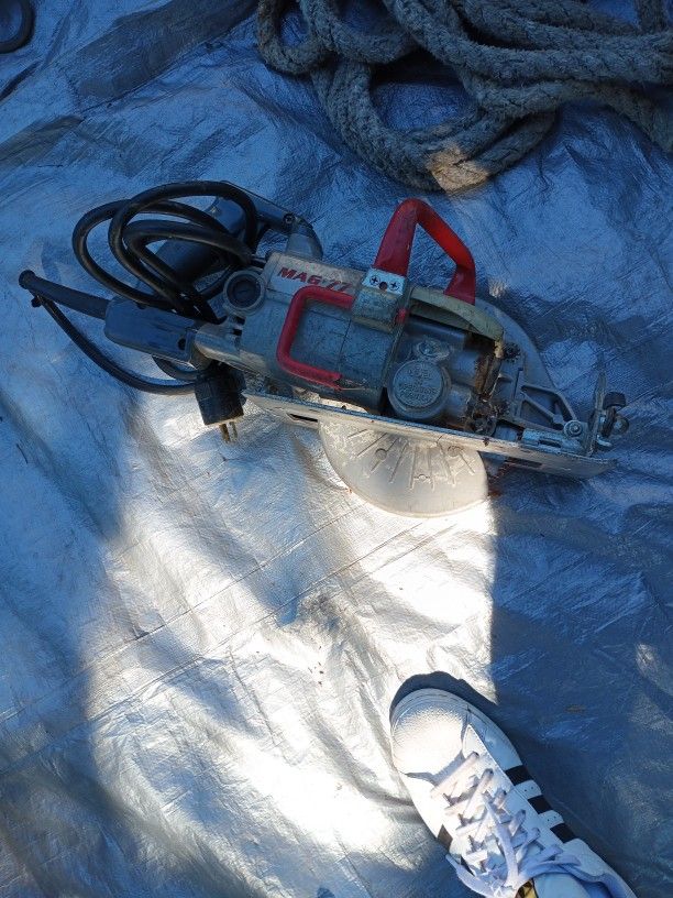 Skillsaw