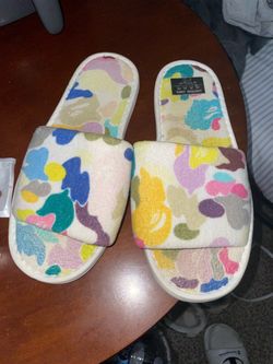 2004 Terry cloth multi color friends and family bape slides size 10