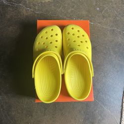 Crocs- Size 12