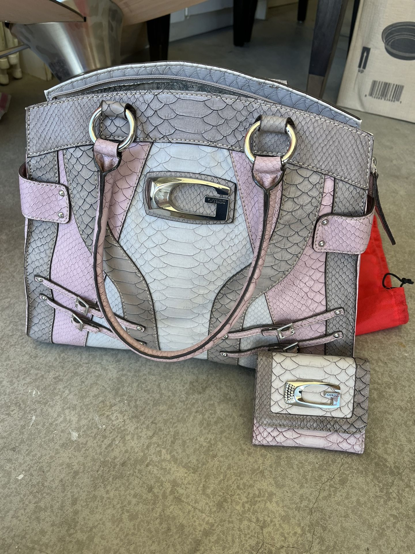 Guess Purse With Matching Wallet 